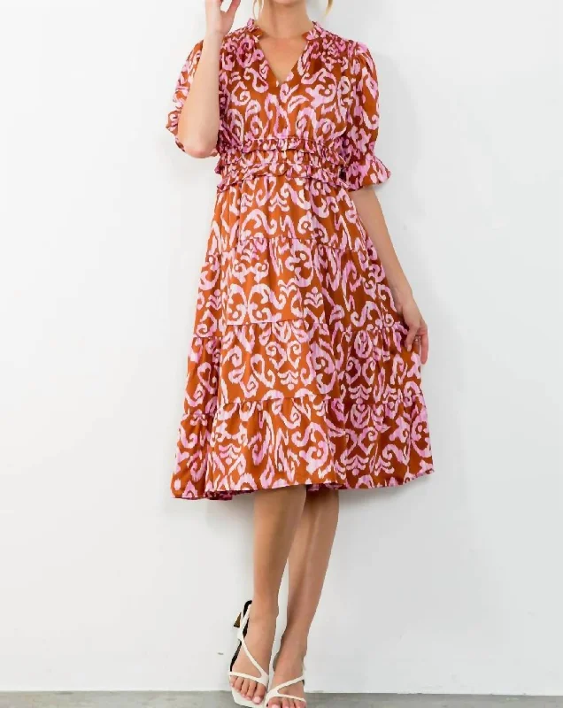 Kai Short Sleeve Tiered Print Midi Dress In Pink